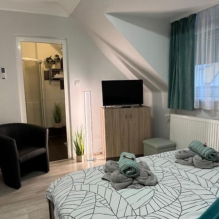 Oreo Apartman Eger Exterior photo