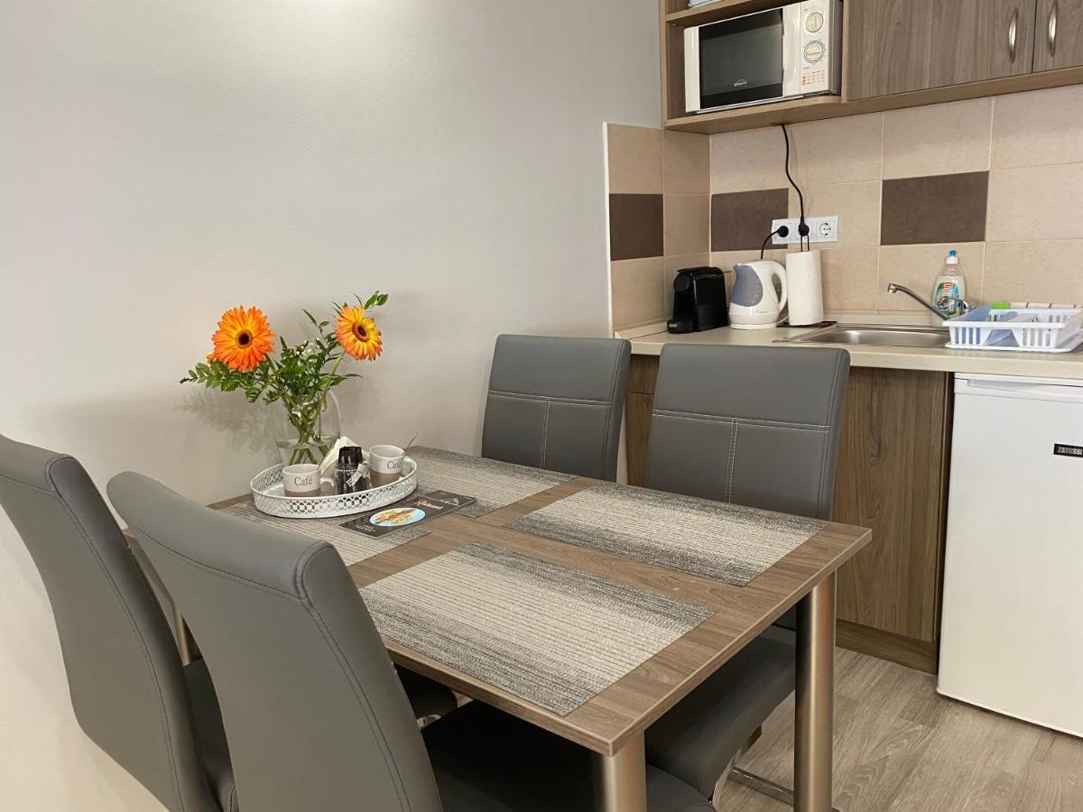 Oreo Apartman Eger Exterior photo