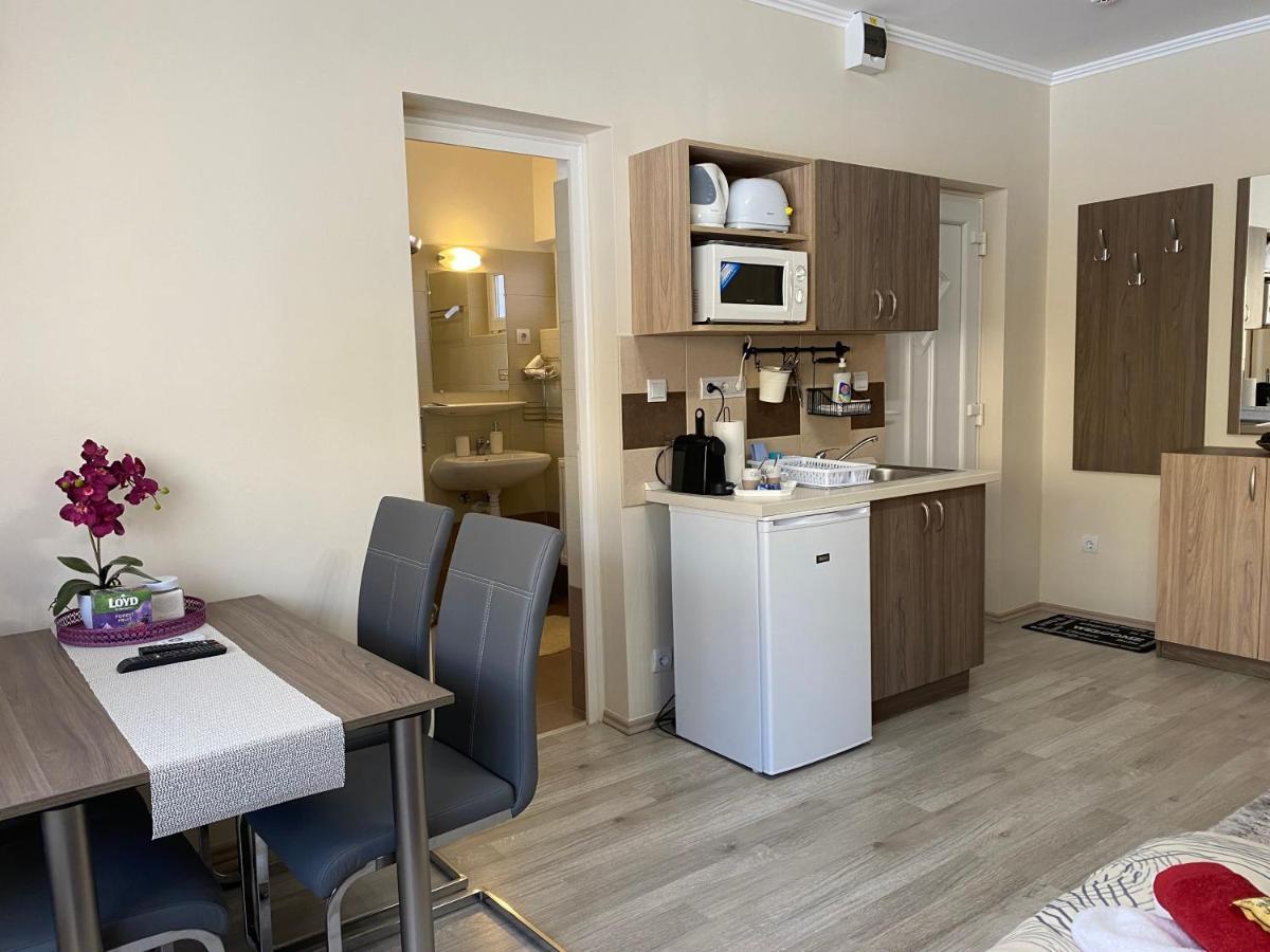 Oreo Apartman Eger Exterior photo